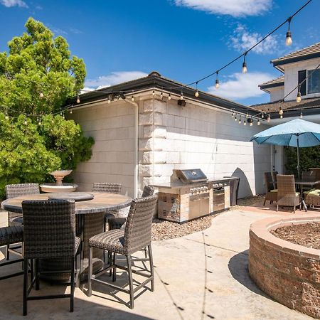 Grand Contento By Avantstay Extraordinary Estate W Pool Hot Tub Movie Room 테메큘라 외부 사진